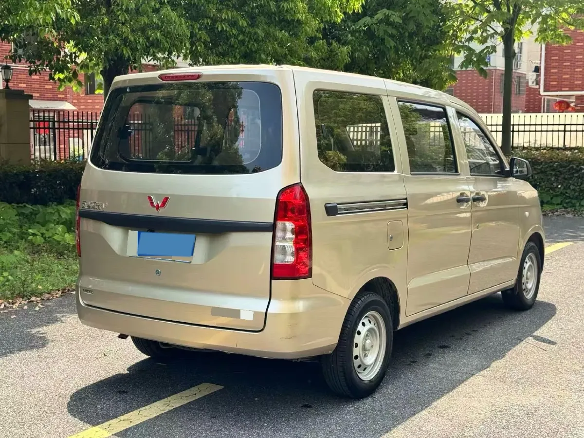 2022 JinBei Little Sea Lion X30 1.5L 102HP L4 5MT,autocango,china used car exporter,china ev exporter,chinese used car exporter,chinese used ev exporter