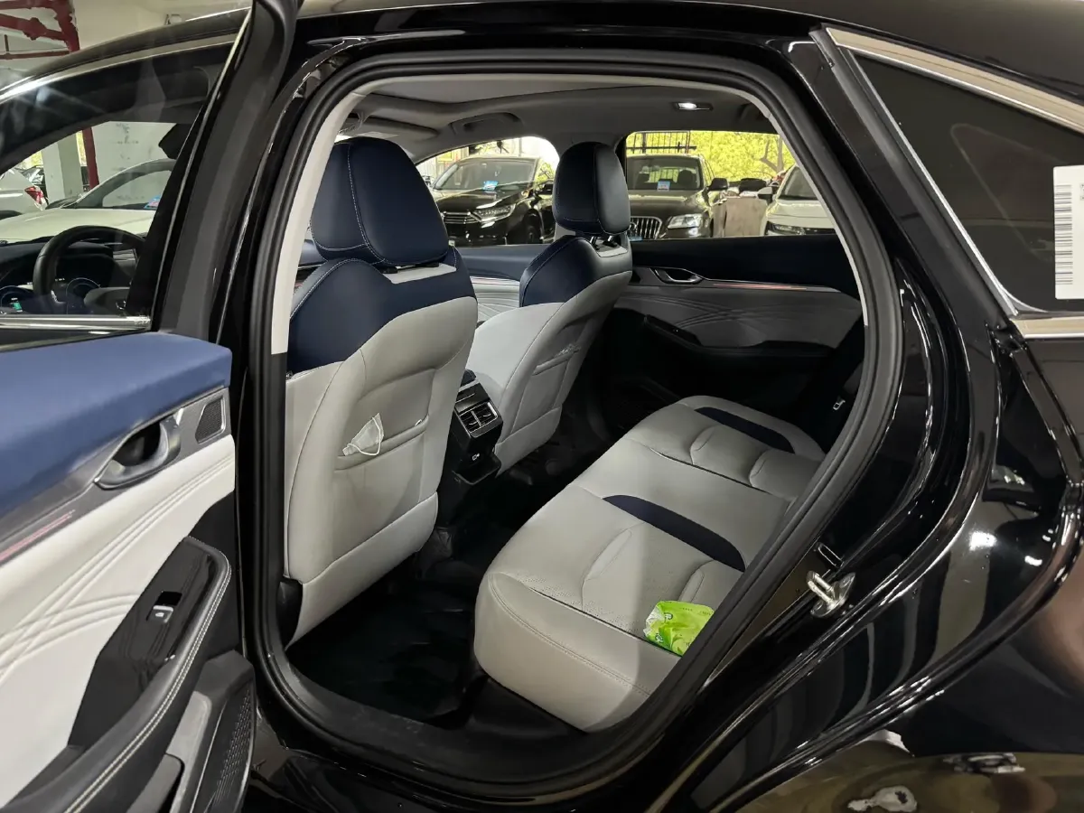 2023 Geely Preface 2.0T 190HP L4 7DCT,autocango,china used car exporter,china ev exporter,chinese used car exporter,chinese used ev exporter