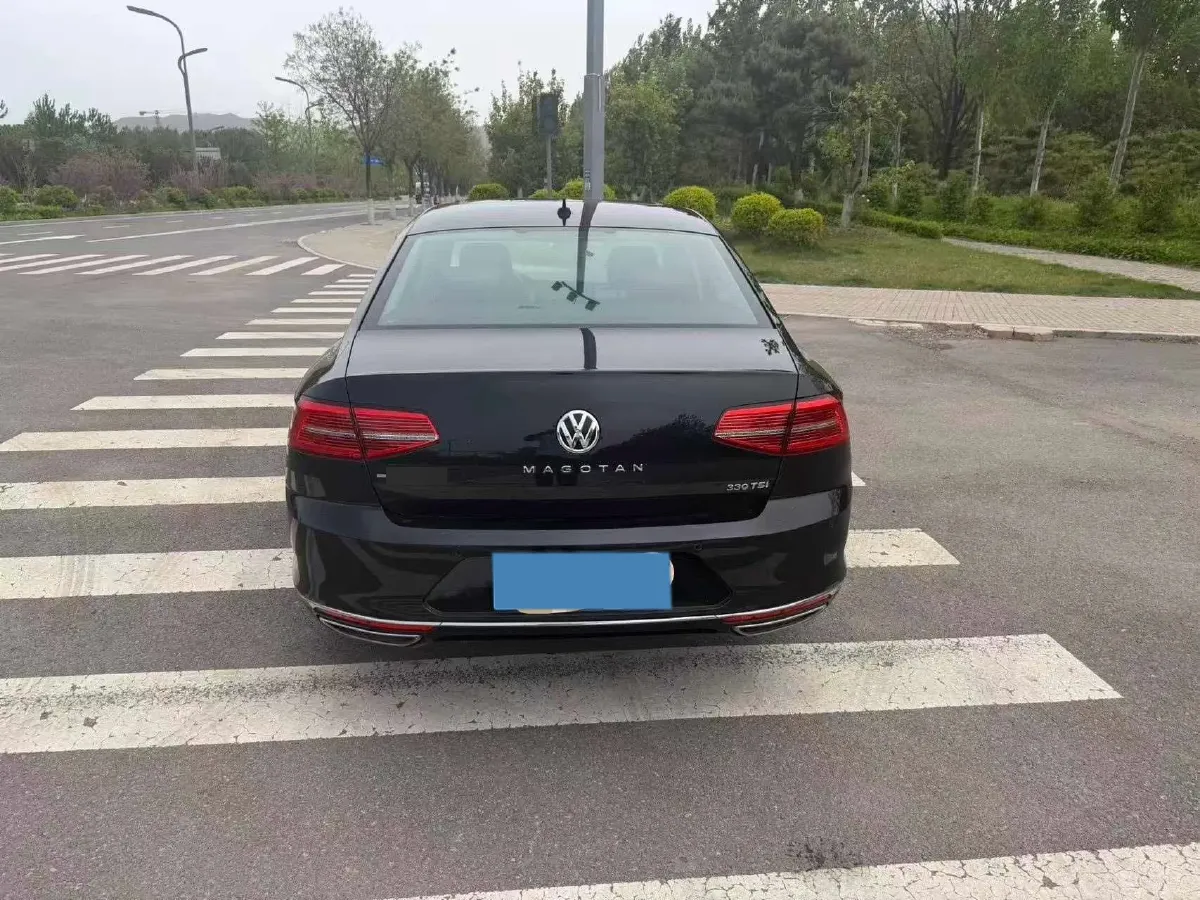 2019 Volkswagen Magotan 2.0T 186HP L4 7DCT,autocango,china used car exporter,china ev exporter,chinese used car exporter,chinese used ev exporter