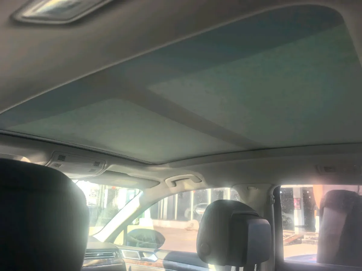 2018 Volkswagen Magotan 2.0T 220HP L4 7DCT,autocango,china used car exporter,china ev exporter,chinese used car exporter,chinese used ev exporter