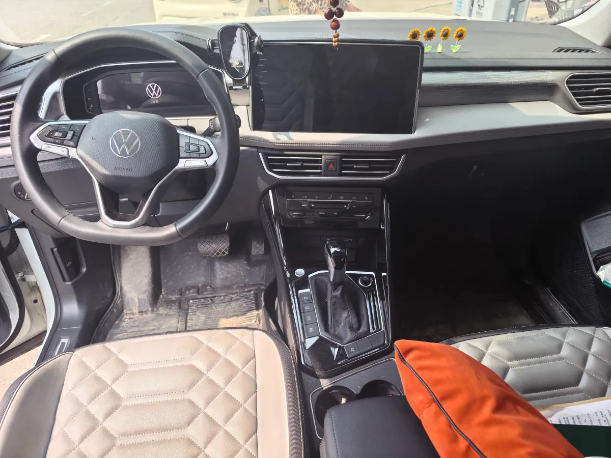 2023 Volkswagen Tayron 2.0T 186HP L4 7DCT,autocango,china used car exporter,china ev exporter,chinese used car exporter,chinese used ev exporter