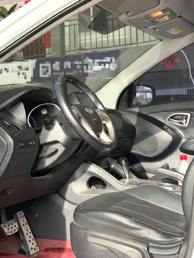 2015 Hyundai ix35 2.0L 165HP L4 6AT,autocango,china used car exporter,china ev exporter,chinese used car exporter,chinese used ev exporter