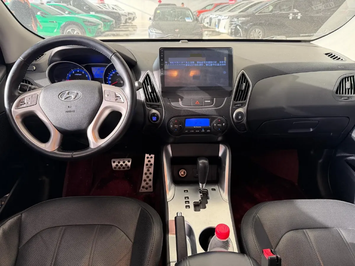 2015 Hyundai ix35 2.0L 165HP L4 6AT,autocango,china used car exporter,china ev exporter,chinese used car exporter,chinese used ev exporter
