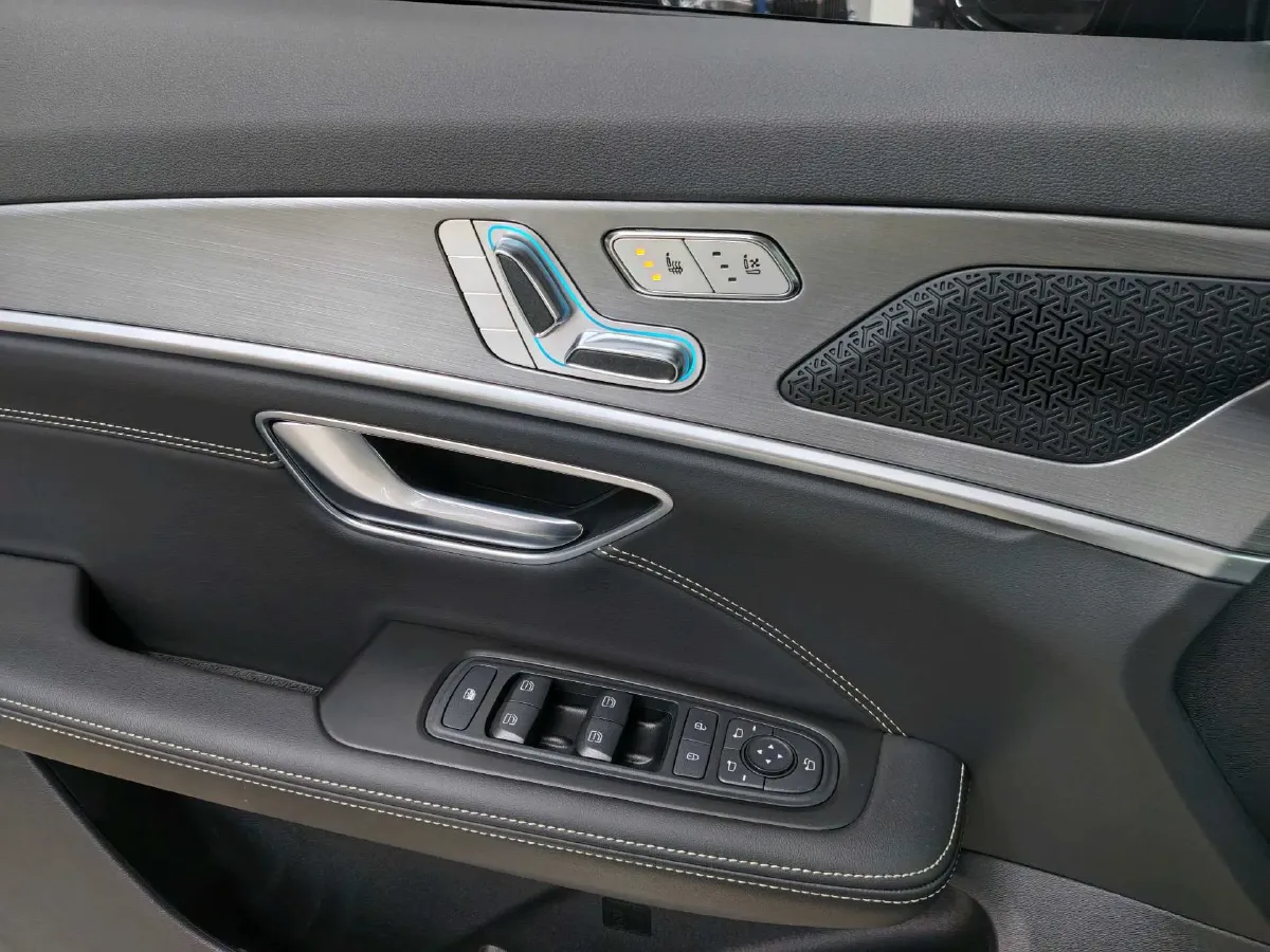 2025 Jetour X70 Plus 1.5T 156HP L4 6DCT,autocango,china used car exporter,china ev exporter,chinese used car exporter,chinese used ev exporter