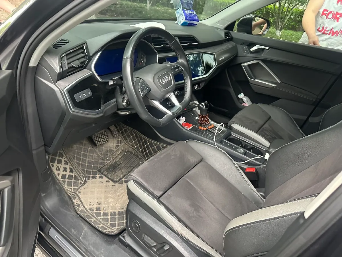 2022 Audi Q3 1.4T 150HP L4 7DCT,autocango,china used car exporter,china ev exporter,chinese used car exporter,chinese used ev exporter