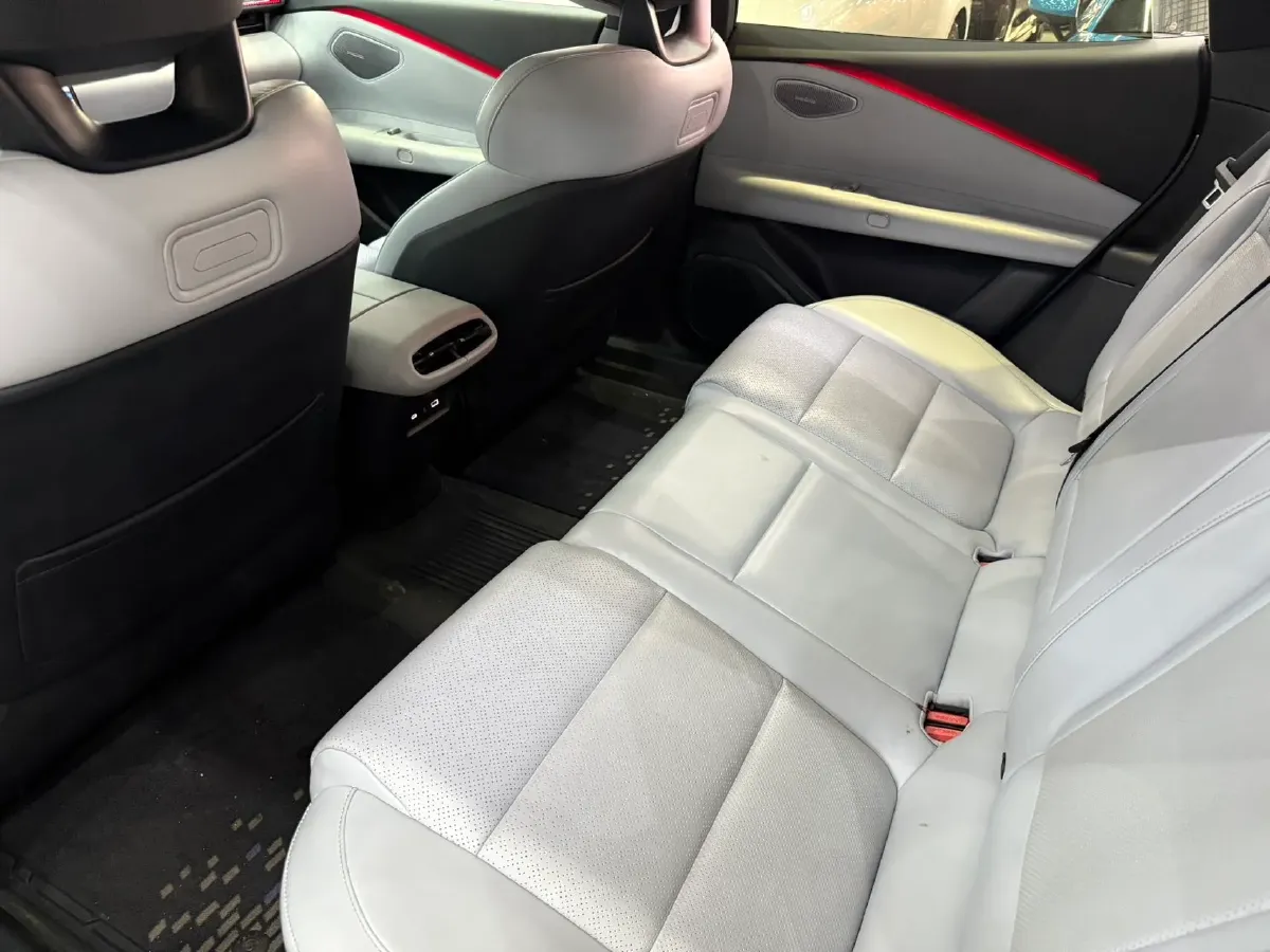 2024 Luxeed S7 BEV 100KWH,autocango,china used car exporter,china ev exporter,chinese used car exporter,chinese used ev exporter