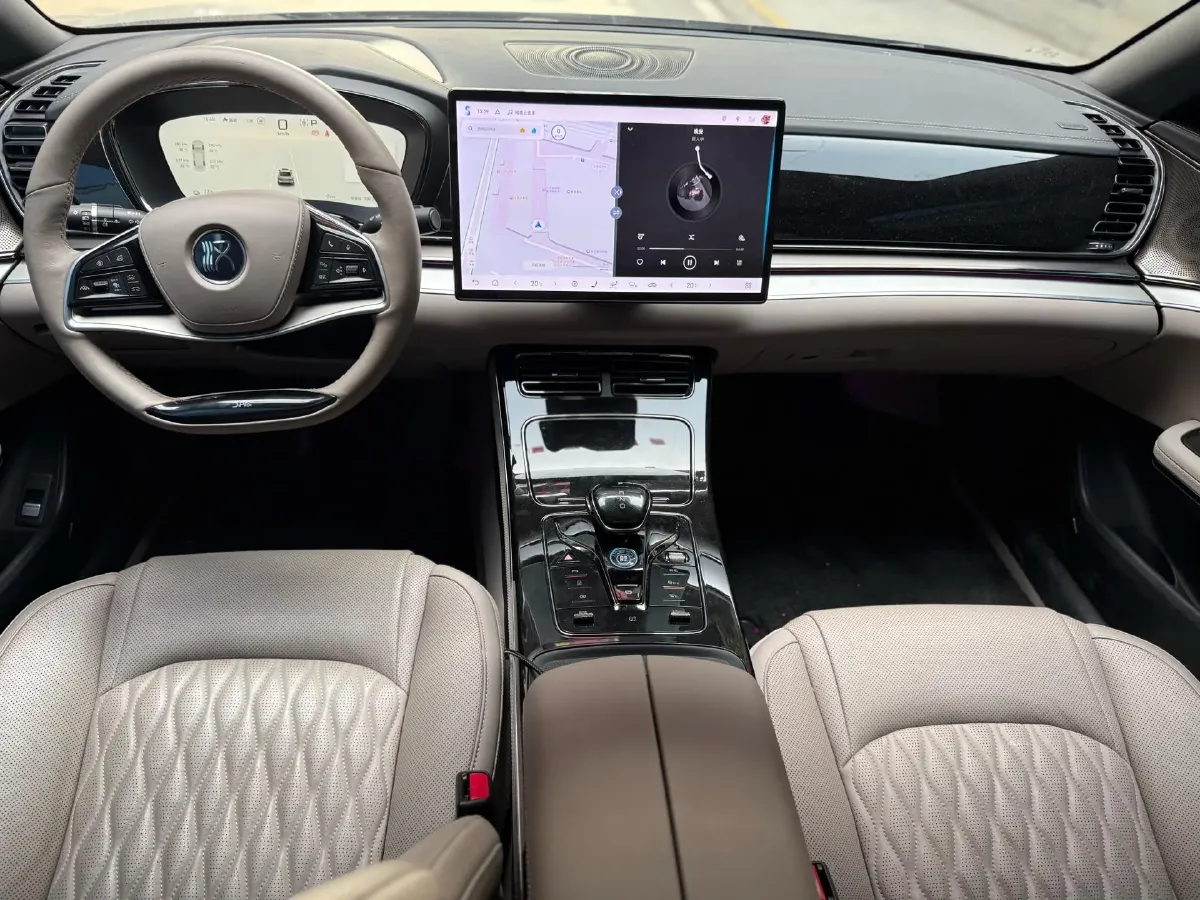 2025 BYD Han BEV 60.48KWH,autocango,china used car exporter,china ev exporter,chinese used car exporter,chinese used ev exporter