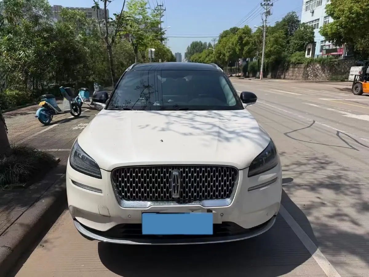 2022 Lincoln Corsair 2.0T 245HP L4 8AT,autocango,china used car exporter,china ev exporter,chinese used car exporter,chinese used ev exporter
