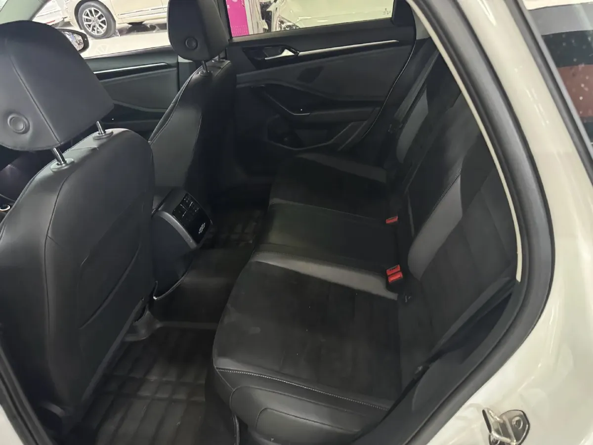 2019 Luxgen Grand 7 MPV 2.0T 188HP L4 6AT,autocango,china used car exporter,china ev exporter,chinese used car exporter,chinese used ev exporter