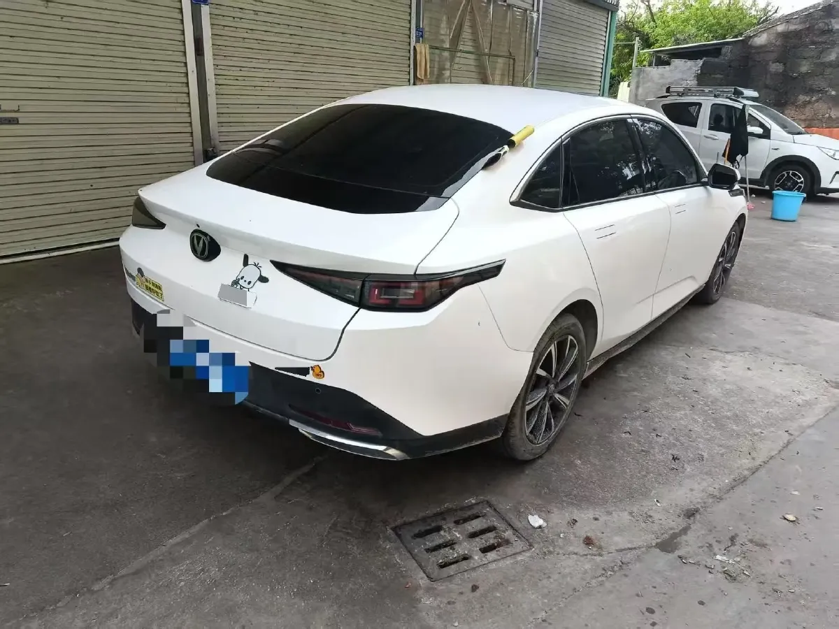 2024 ChangAn Eado 1.5T 170HP L4 7DCT,autocango,china used car exporter,china ev exporter,chinese used car exporter,chinese used ev exporter