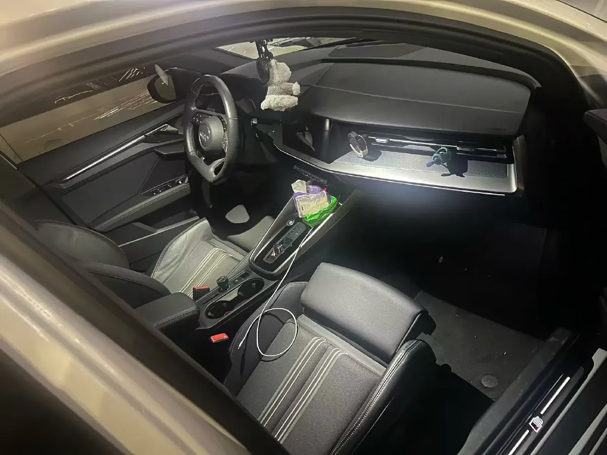 2022 Audi A3 1.4T 150HP L4 7DCT,autocango,china used car exporter,china ev exporter,chinese used car exporter,chinese used ev exporter