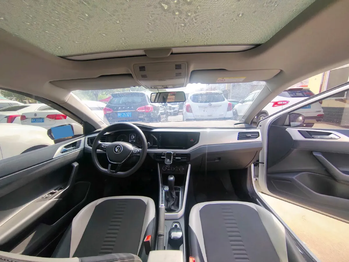 2021 Haval H6 1.5T 169HP L4 7DCT,autocango,china used car exporter,china ev exporter,chinese used car exporter,chinese used ev exporter