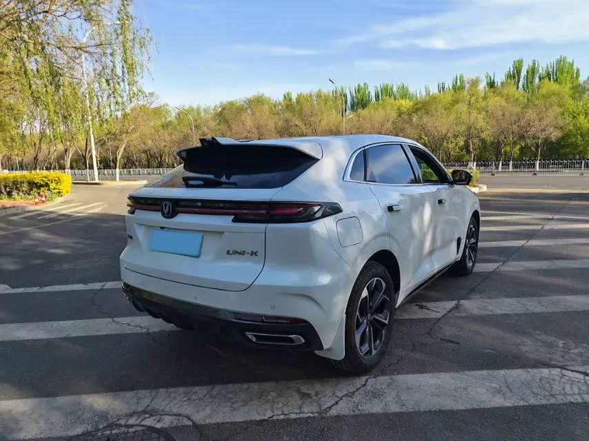 2023 ChangAn UNI-K iDD 1.5T 170HP L4 6TCT PHEV 28.39KWH,autocango,china used car exporter,china ev exporter,chinese used car exporter,chinese used ev exporter