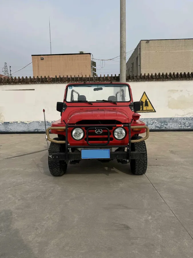 2016 BAW 212 2.0L 102HP L4 5MT,autocango,china used car exporter,china ev exporter,chinese used car exporter,chinese used ev exporter