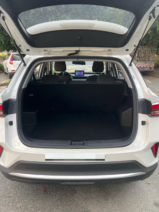 2022 WuLing ZhengChen 2.0L 136HP L4 6MT,autocango,china used car exporter,china ev exporter,chinese used car exporter,chinese used ev exporter