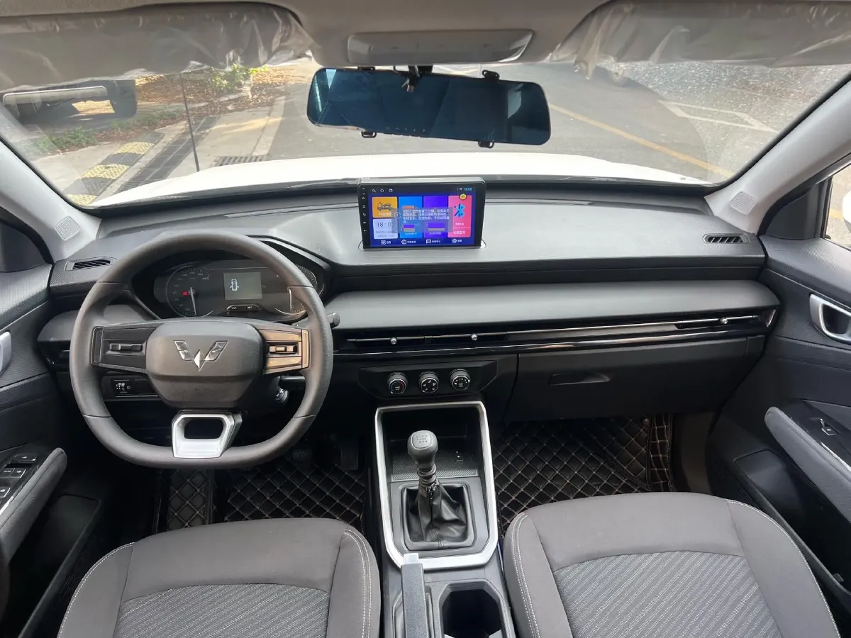 2022 WuLing ZhengChen 2.0L 136HP L4 6MT,autocango,china used car exporter,china ev exporter,chinese used car exporter,chinese used ev exporter