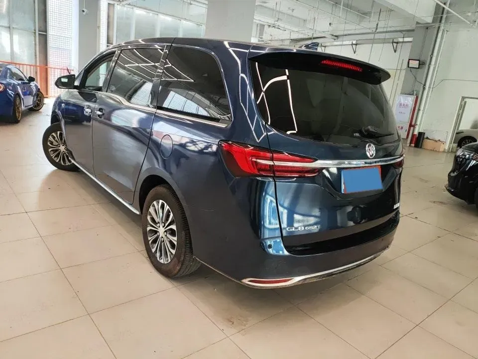 2022 Buick GL8 2.0T 237HP L4 9AT,autocango,china used car exporter,china ev exporter,chinese used car exporter,chinese used ev exporter