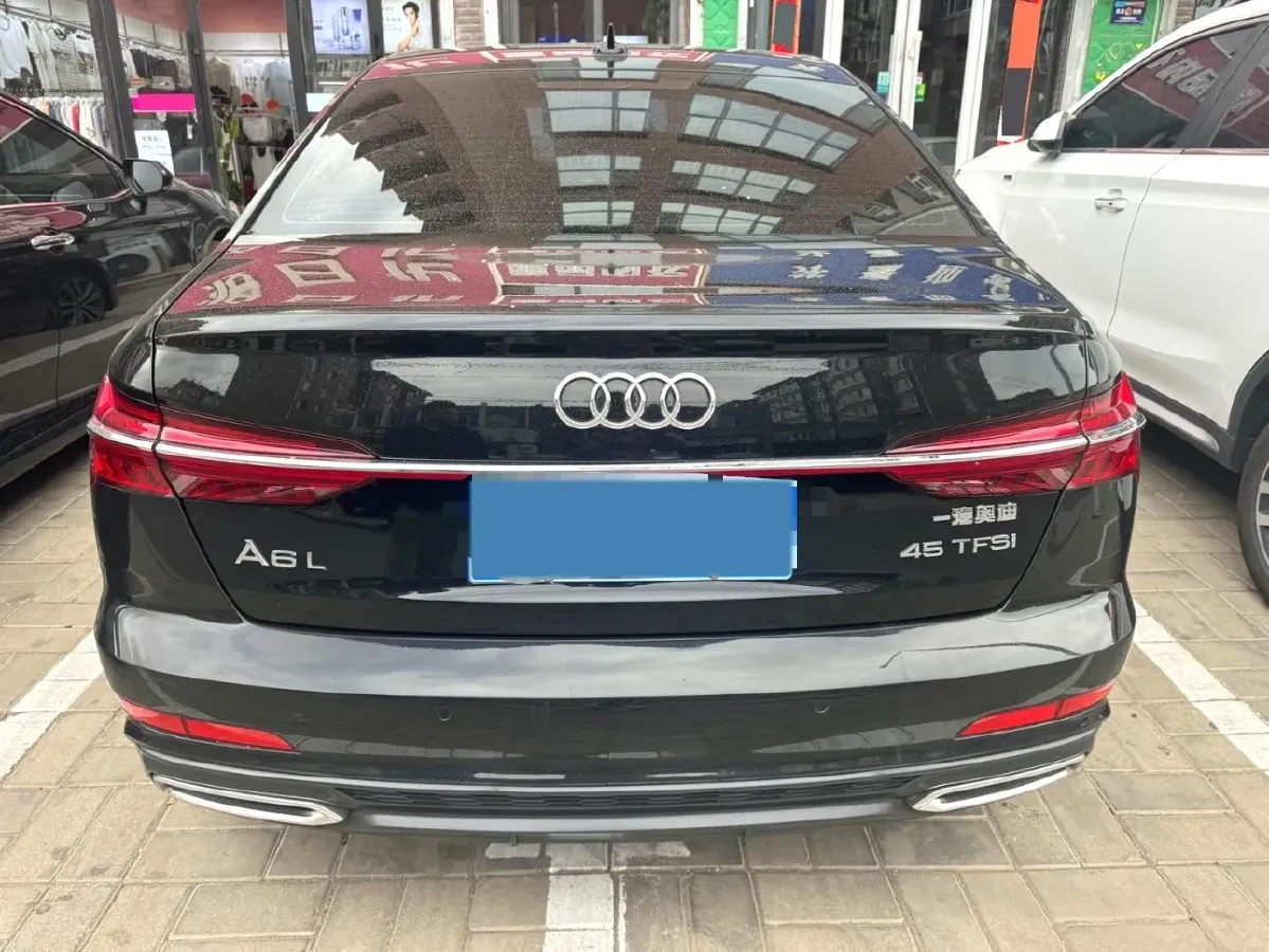 2022 Audi A6L 2.0T 224HP L4 7DCT,autocango,china used car exporter,china ev exporter,chinese used car exporter,chinese used ev exporter