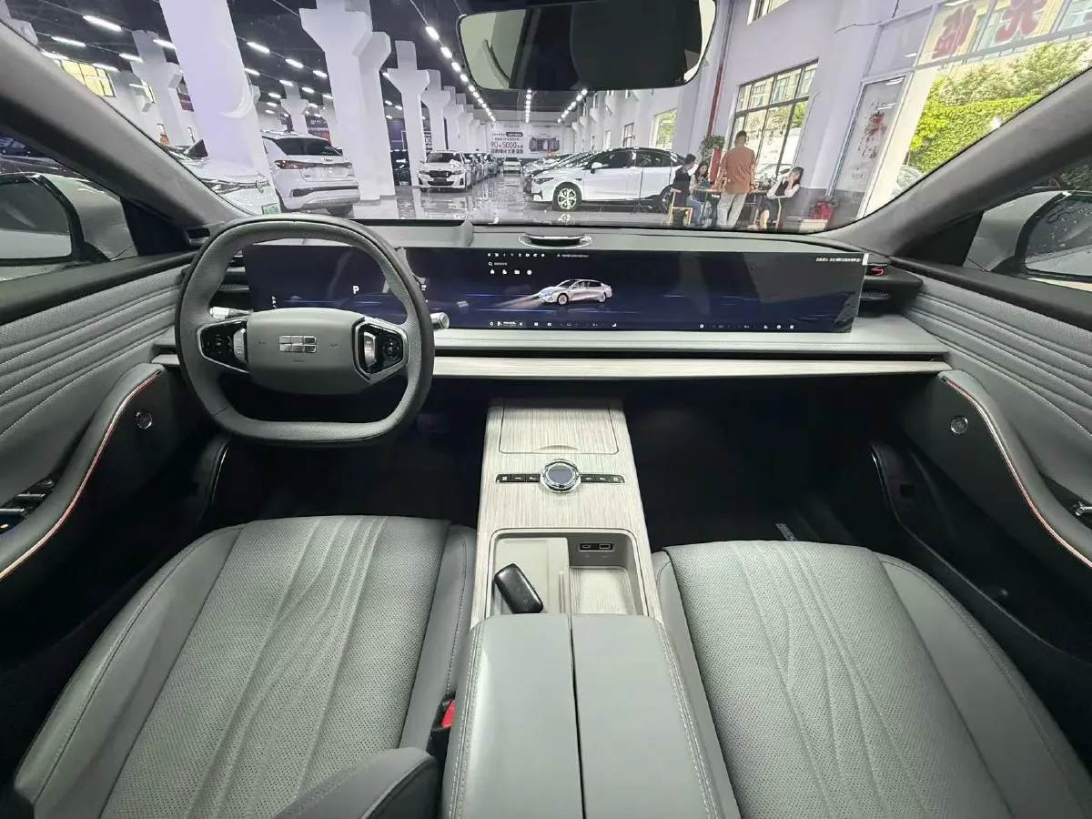 2024 Geely Galaxy E8 BEV 76KWH,autocango,china used car exporter,china ev exporter,chinese used car exporter,chinese used ev exporter