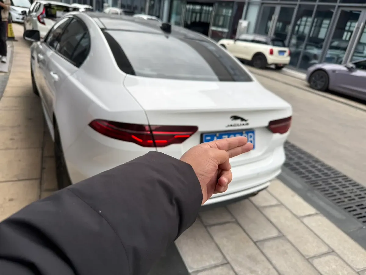 2023 Jaguar XEL 2.0T 250HP L4 8AT,autocango,china used car exporter,china ev exporter,chinese used car exporter,chinese used ev exporter