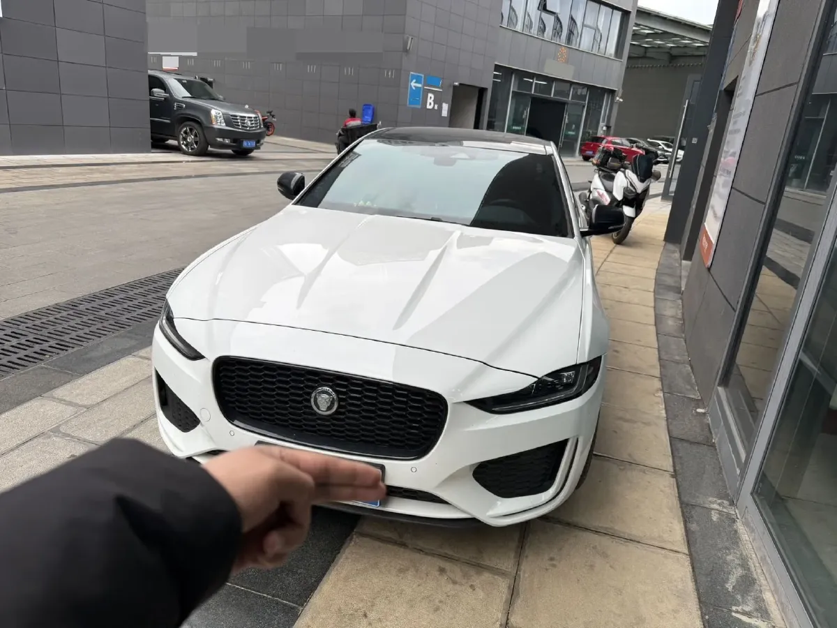 2023 Jaguar XEL 2.0T 250HP L4 8AT,autocango,china used car exporter,china ev exporter,chinese used car exporter,chinese used ev exporter