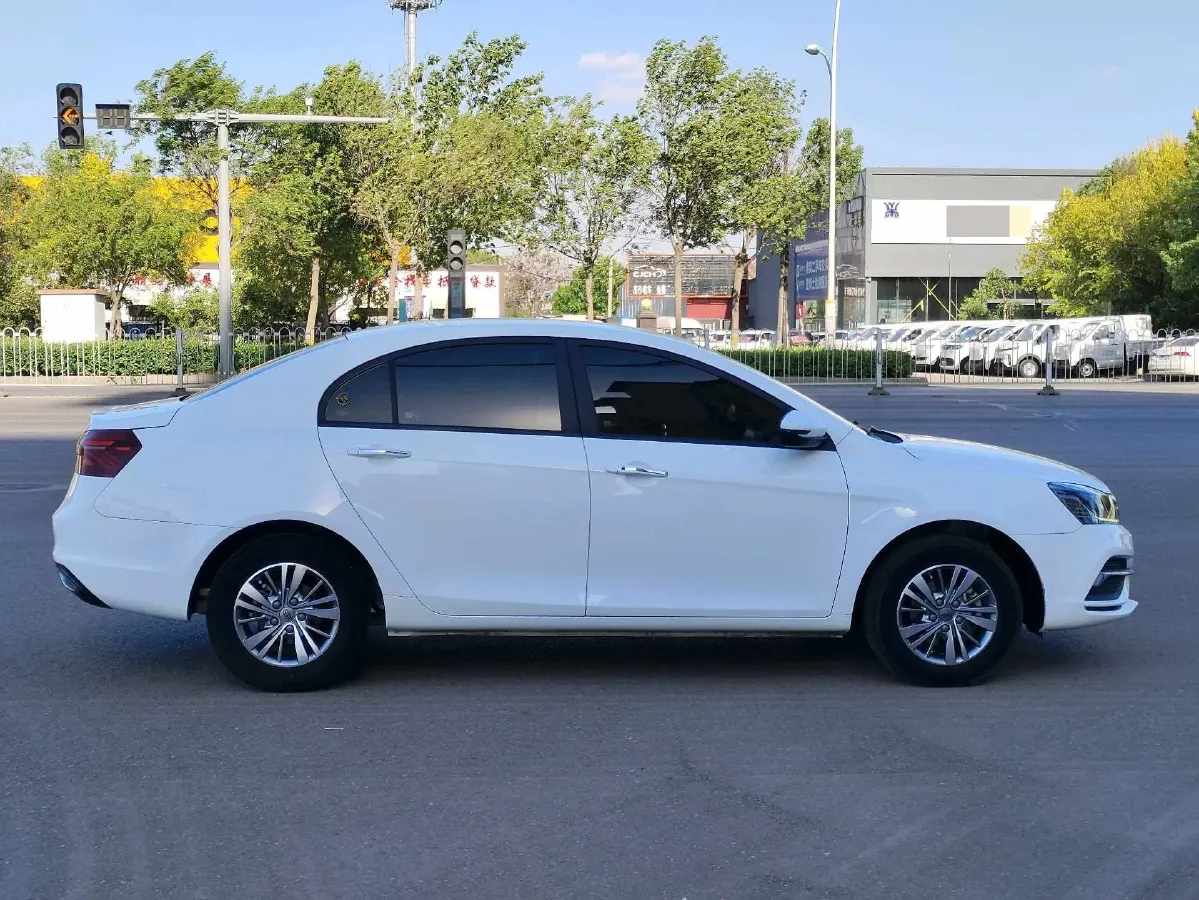 2018 Geely Emgrand 1.5L 109HP L4 5MT,autocango,china used car exporter,china ev exporter,chinese used car exporter,chinese used ev exporter