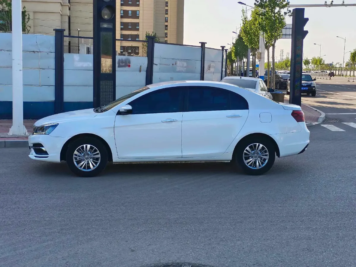 2018 Geely Emgrand 1.5L 109HP L4 5MT,autocango,china used car exporter,china ev exporter,chinese used car exporter,chinese used ev exporter