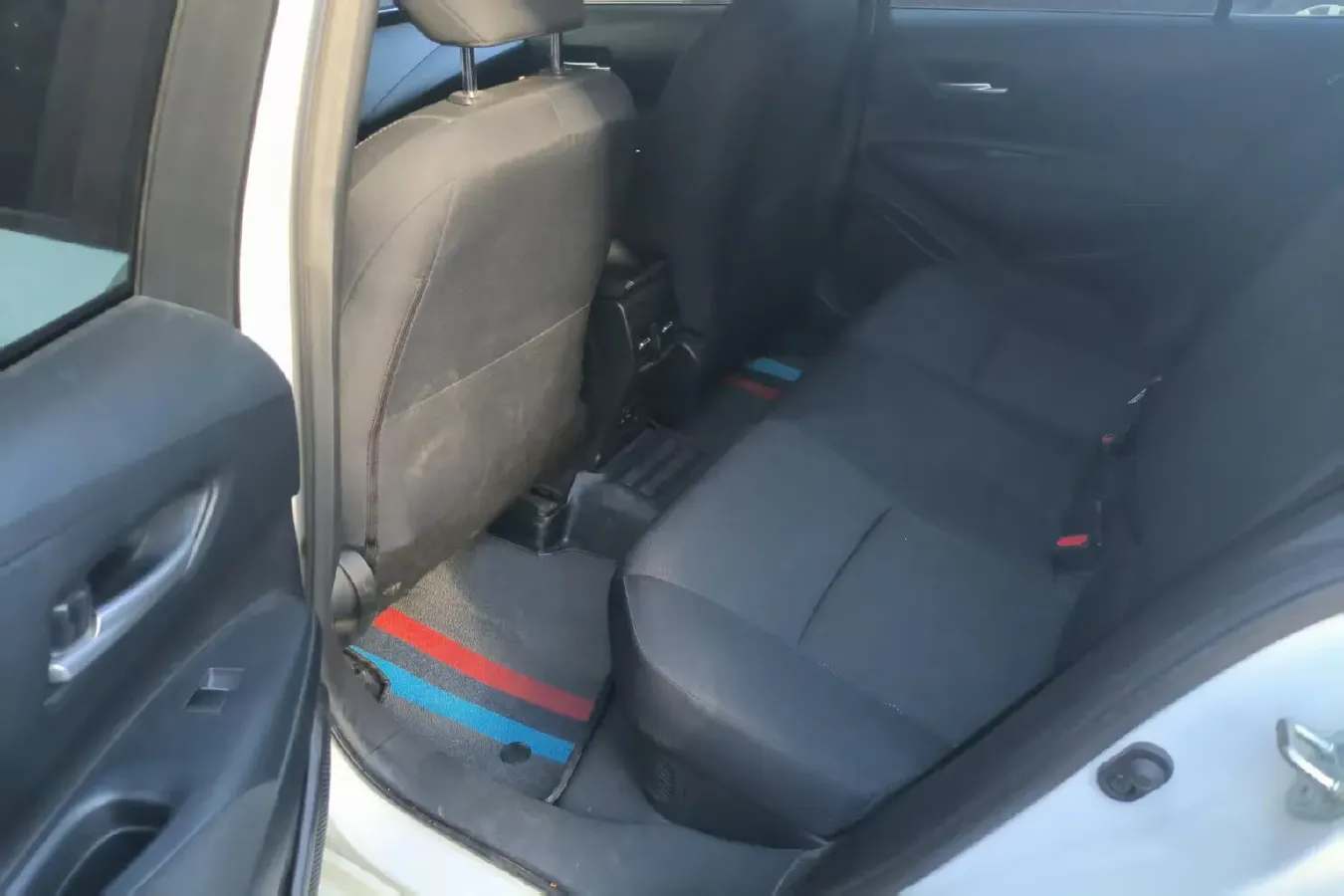 2023 Toyota Corolla 1.8L 98HP L4 E-CVT Hybrid,autocango,china used car exporter,china ev exporter,chinese used car exporter,chinese used ev exporter