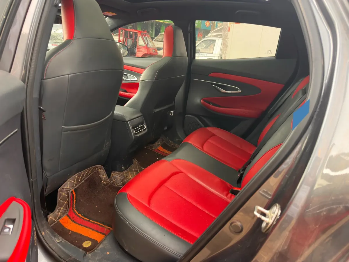 2020 ChangAn UNI-T 1.5T 180HP L4 7DCT,autocango,china used car exporter,china ev exporter,chinese used car exporter,chinese used ev exporter