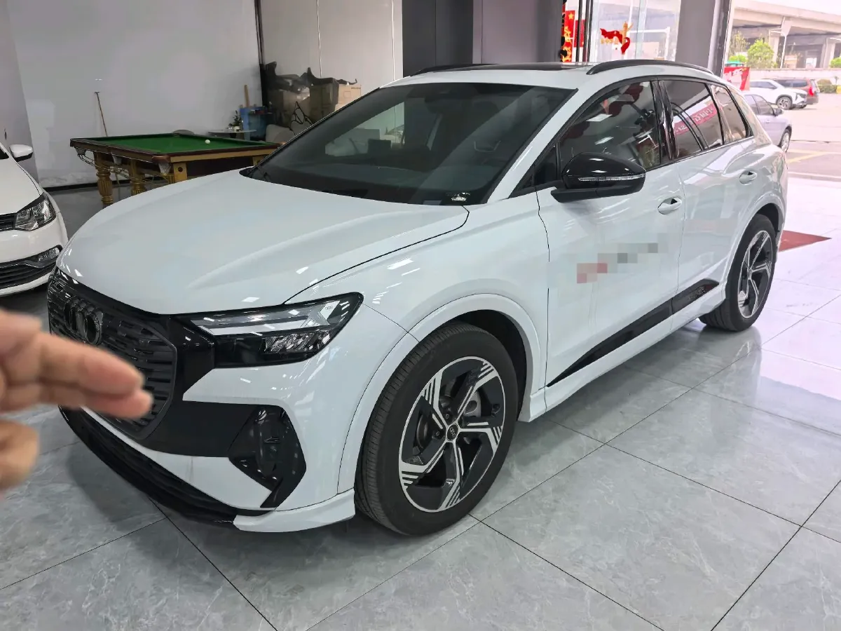 2024 Audi Q4 e-tron BEV 84.8KWH,autocango,china used car exporter,china ev exporter,chinese used car exporter,chinese used ev exporter