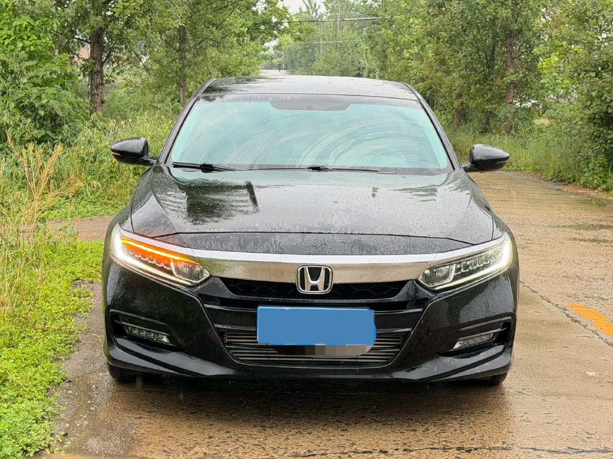 2018 Honda Accord 1.5T 194HP L4 CVT,autocango,china used car exporter,china ev exporter,chinese used car exporter,chinese used ev exporter