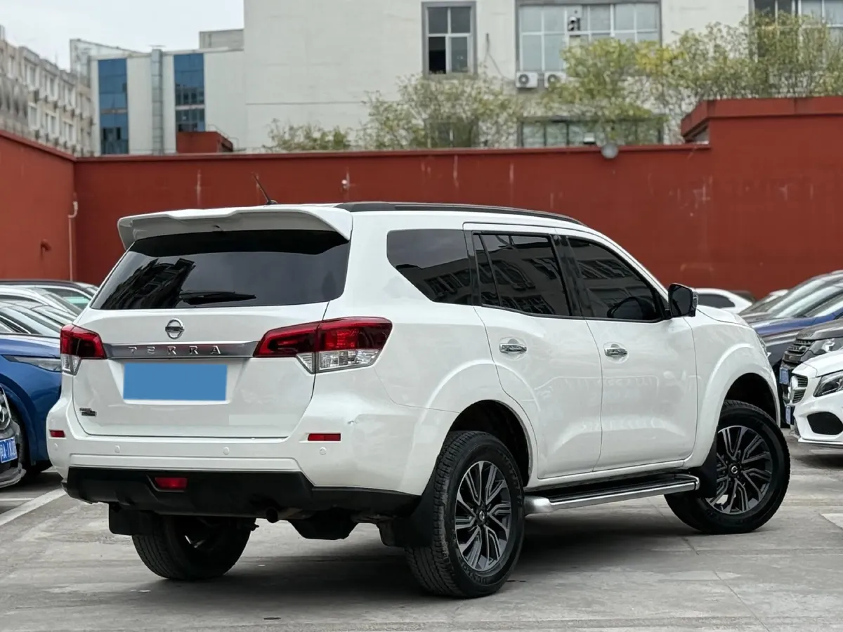 2020 Nissan Terra 2.5L 193HP L4 7AT,autocango,china used car exporter,china ev exporter,chinese used car exporter,chinese used ev exporter