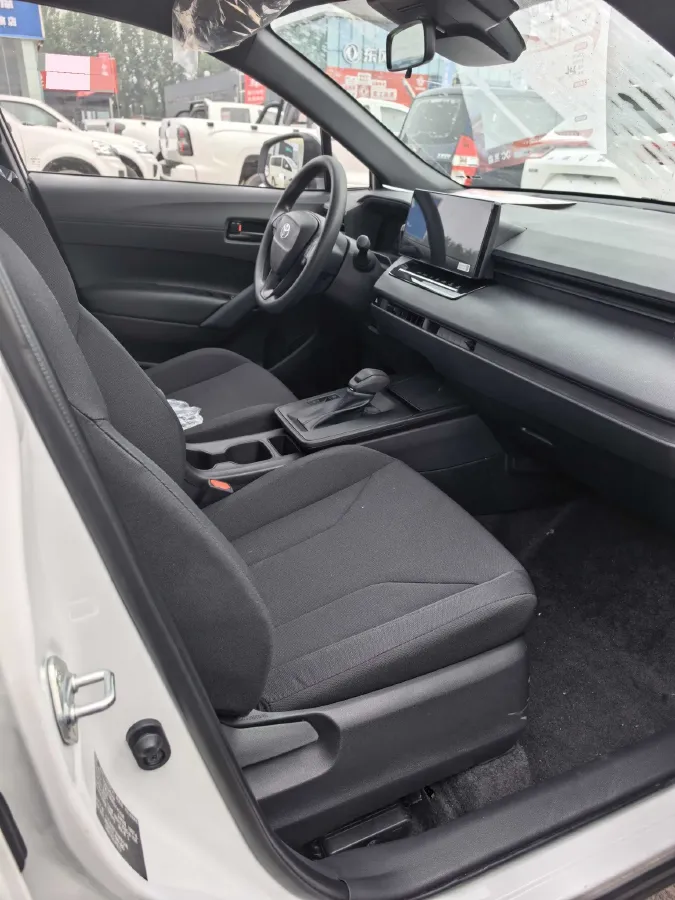 2026 Toyota Corolla Cross 2.0L 158HP L4 E-CVT Hybrid,autocango,china used car exporter,china ev exporter,chinese used car exporter,chinese used ev exporter