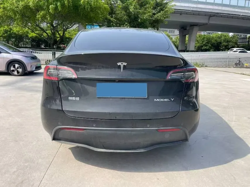 2022 Tesla Model Y BEV 60KWH,autocango,china used car exporter,china ev exporter,chinese used car exporter,chinese used ev exporter