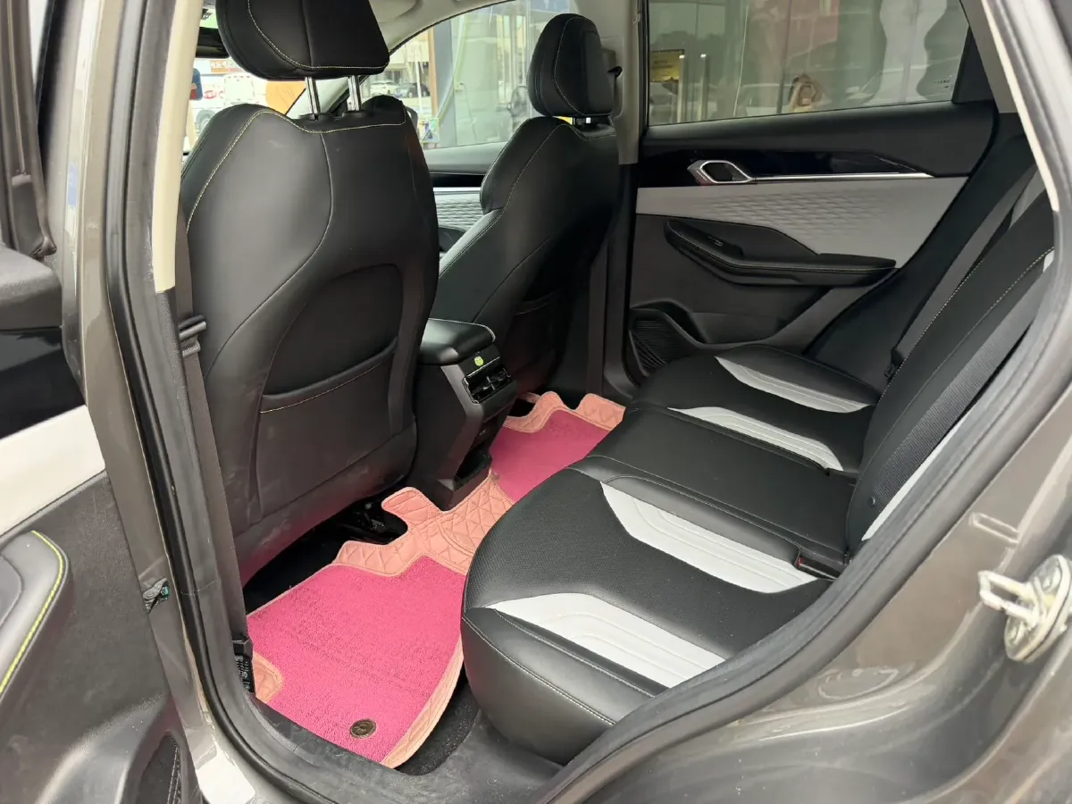 2022 Geely Coolray 1.5T 181HP L4 7DCT,autocango,china used car exporter,china ev exporter,chinese used car exporter,chinese used ev exporter