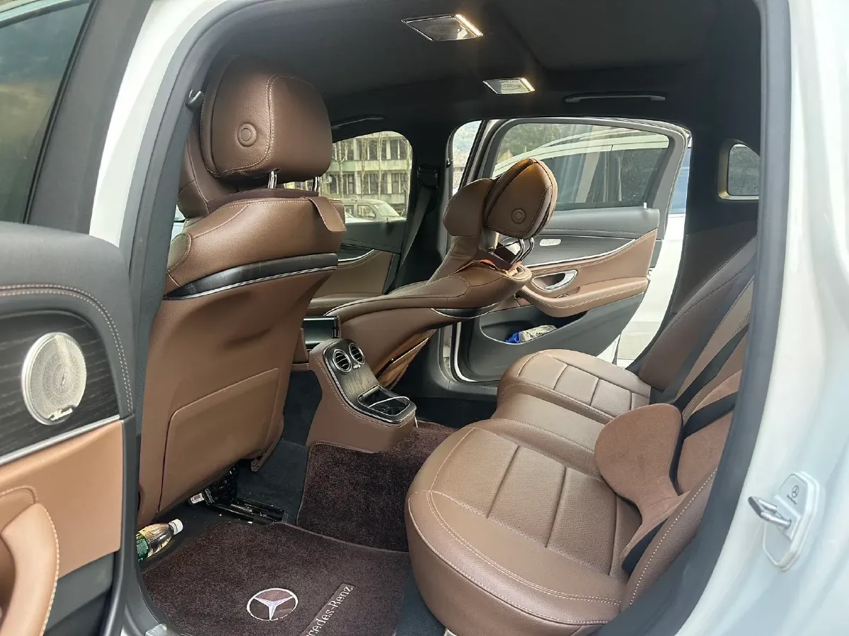 2021 Mercedes-Benz E Class 2.0T 197HP L4 9AT,autocango,china used car exporter,china ev exporter,chinese used car exporter,chinese used ev exporter