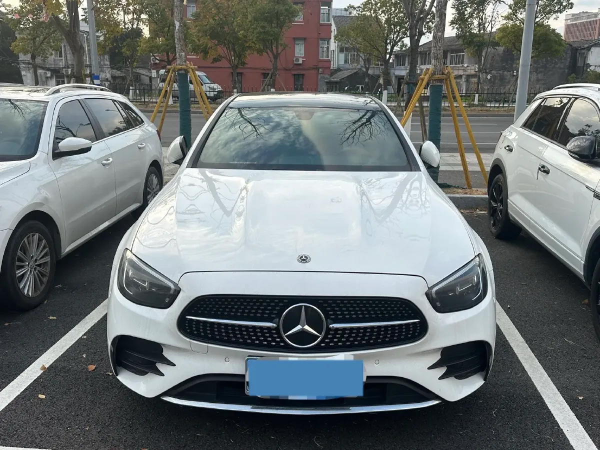 2021 Mercedes-Benz E Class 2.0T 197HP L4 9AT,autocango,china used car exporter,china ev exporter,chinese used car exporter,chinese used ev exporter