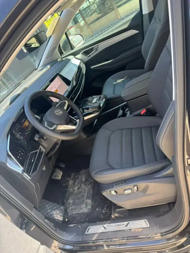 2021 Volkswagen Talagon 2.0T 220HP L4 7DCT,autocango,china used car exporter,china ev exporter,chinese used car exporter,chinese used ev exporter