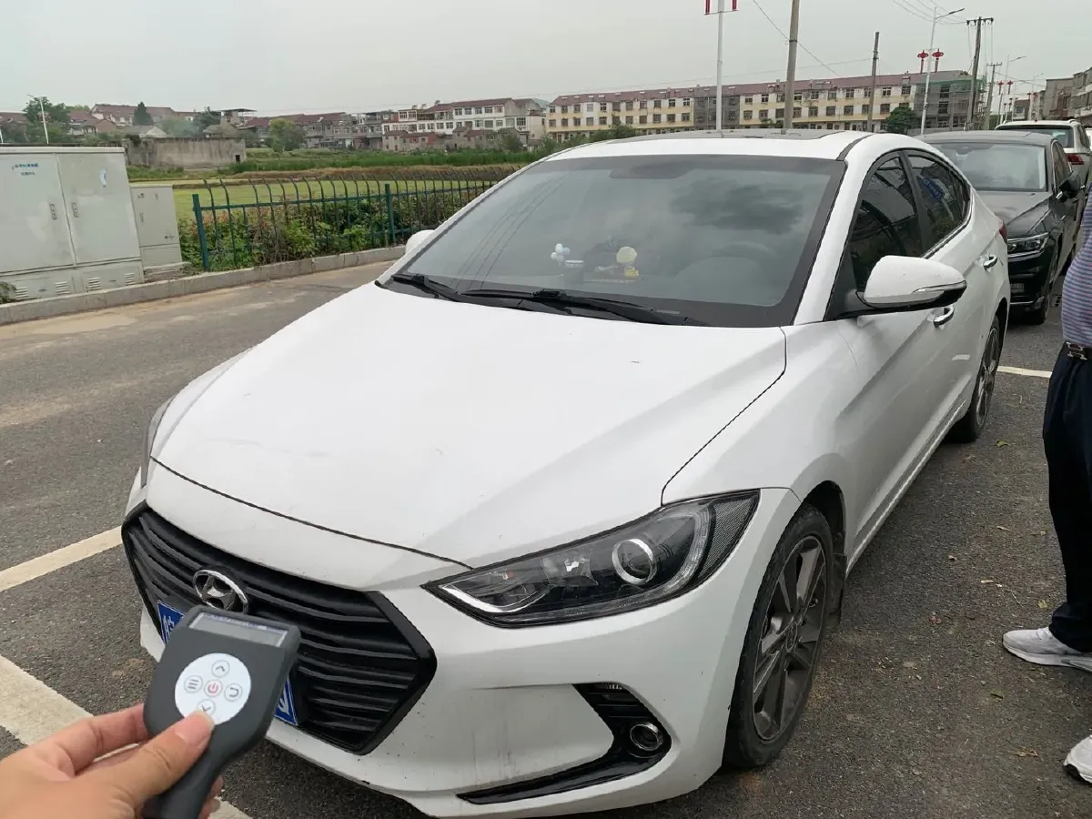2016 Hyundai Elantra 1.6L 130HP L4 6AT,autocango,china used car exporter,china ev exporter,chinese used car exporter,chinese used ev exporter