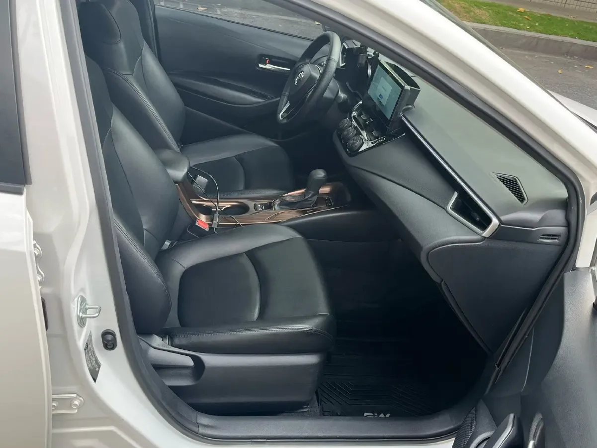 2023 Toyota Corolla 1.2T 116HP L4 CVT,autocango,china used car exporter,china ev exporter,chinese used car exporter,chinese used ev exporter