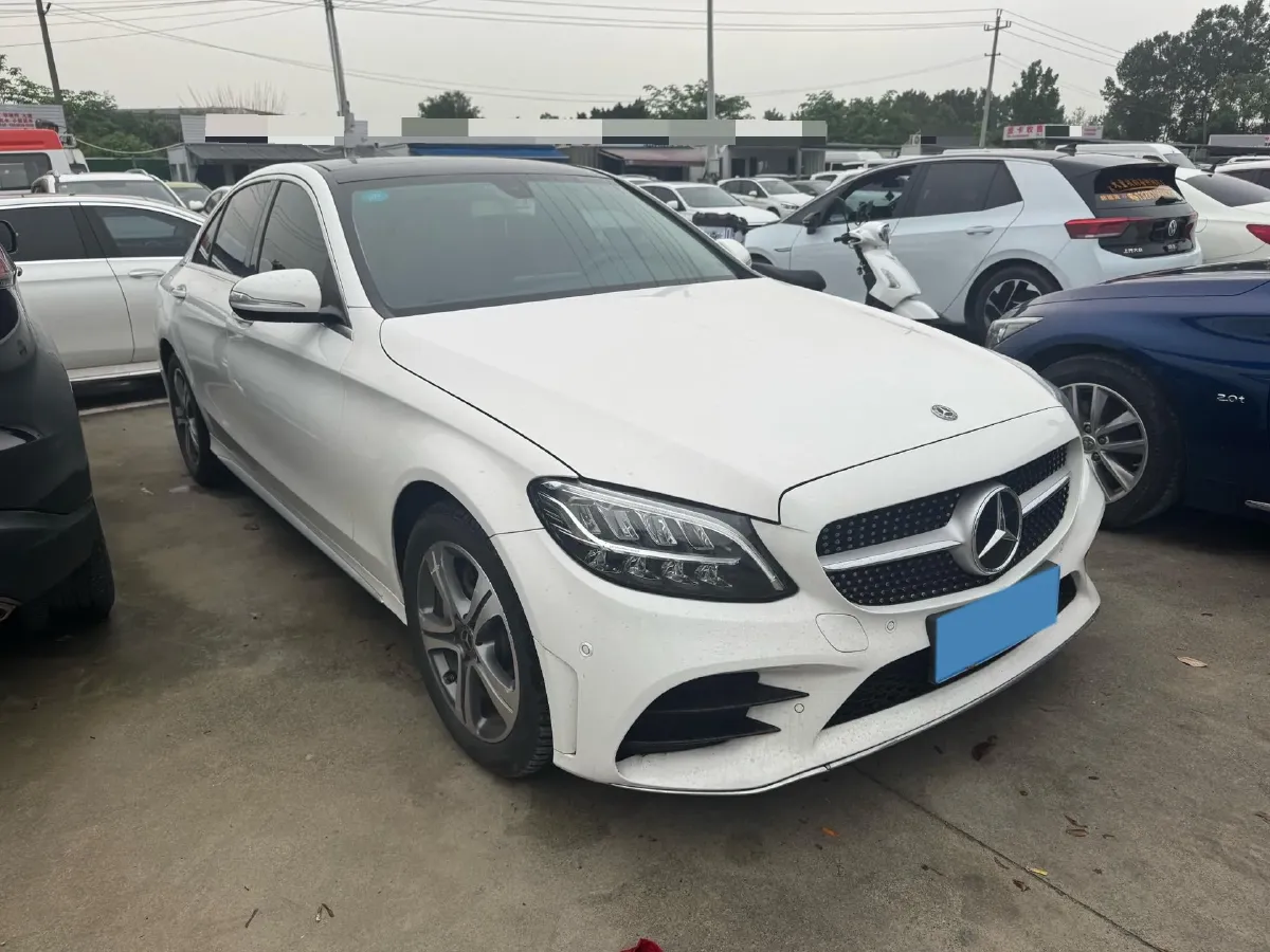 2020 Mercedes-Benz C Class 1.5T 184HP L4 9AT,autocango,china used car exporter,china ev exporter,chinese used car exporter,chinese used ev exporter