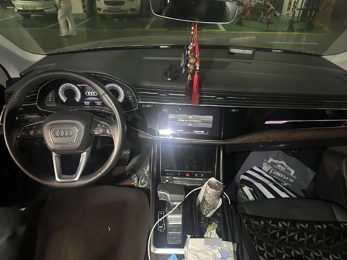 2021 Audi Q7 2.0T 245HP L4 8AT,autocango,china used car exporter,china ev exporter,chinese used car exporter,chinese used ev exporter