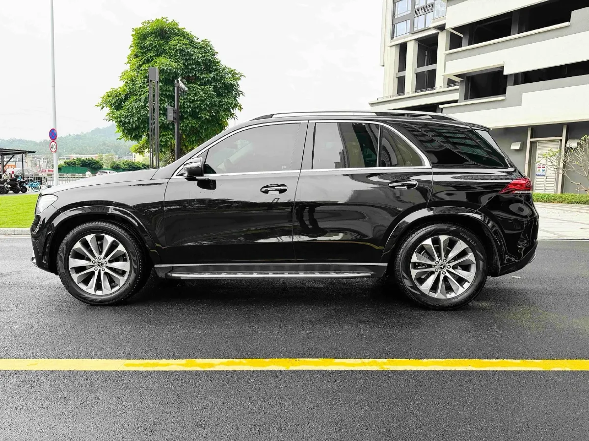 2022 Mercedes-Benz GLE Class 2.0T 258HP L4 9AT,autocango,china used car exporter,china ev exporter,chinese used car exporter,chinese used ev exporter