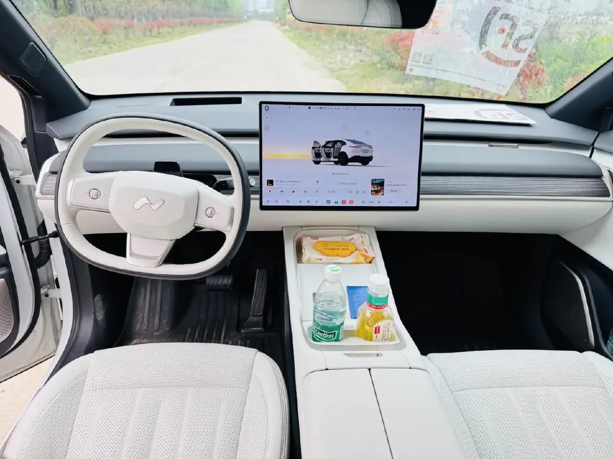 2024 ONVO L60 BEV 60KWH,autocango,china used car exporter,china ev exporter,chinese used car exporter,chinese used ev exporter