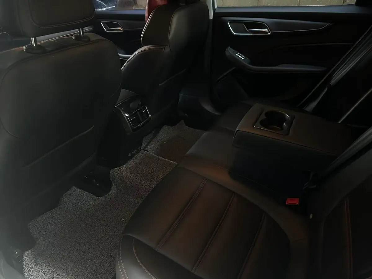 2020 MG MG6 1.5T 181HP L4 7DCT,autocango,china used car exporter,china ev exporter,chinese used car exporter,chinese used ev exporter