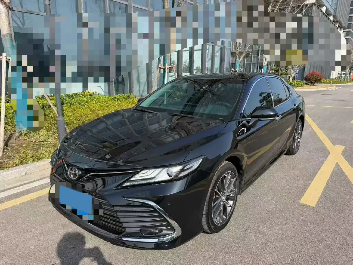 2023 Toyota Camry 2.5L 207HP L4 8AT,autocango,china used car exporter,china ev exporter,chinese used car exporter,chinese used ev exporter