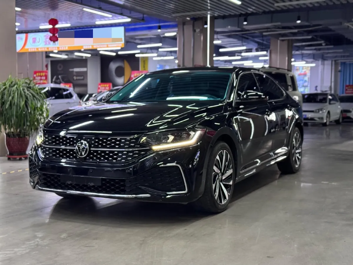 2022 Skoda Kodiak GT 2.0T 186HP L4 7DCT,autocango,china used car exporter,china ev exporter,chinese used car exporter,chinese used ev exporter