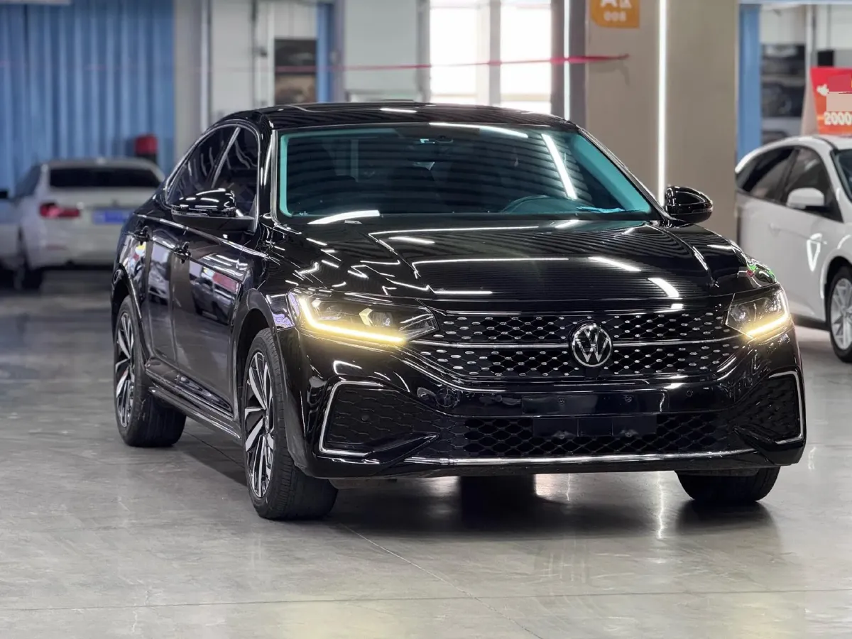 2022 Skoda Kodiak GT 2.0T 186HP L4 7DCT,autocango,china used car exporter,china ev exporter,chinese used car exporter,chinese used ev exporter