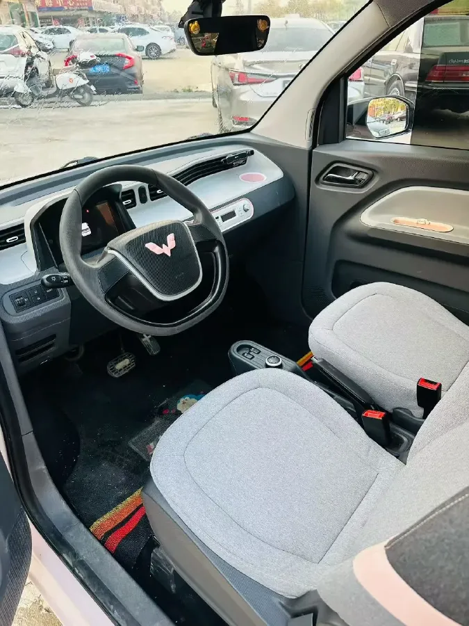 2021 WuLing HongGuang MINI EV BEV 9.3KWH,autocango,china used car exporter,china ev exporter,chinese used car exporter,chinese used ev exporter