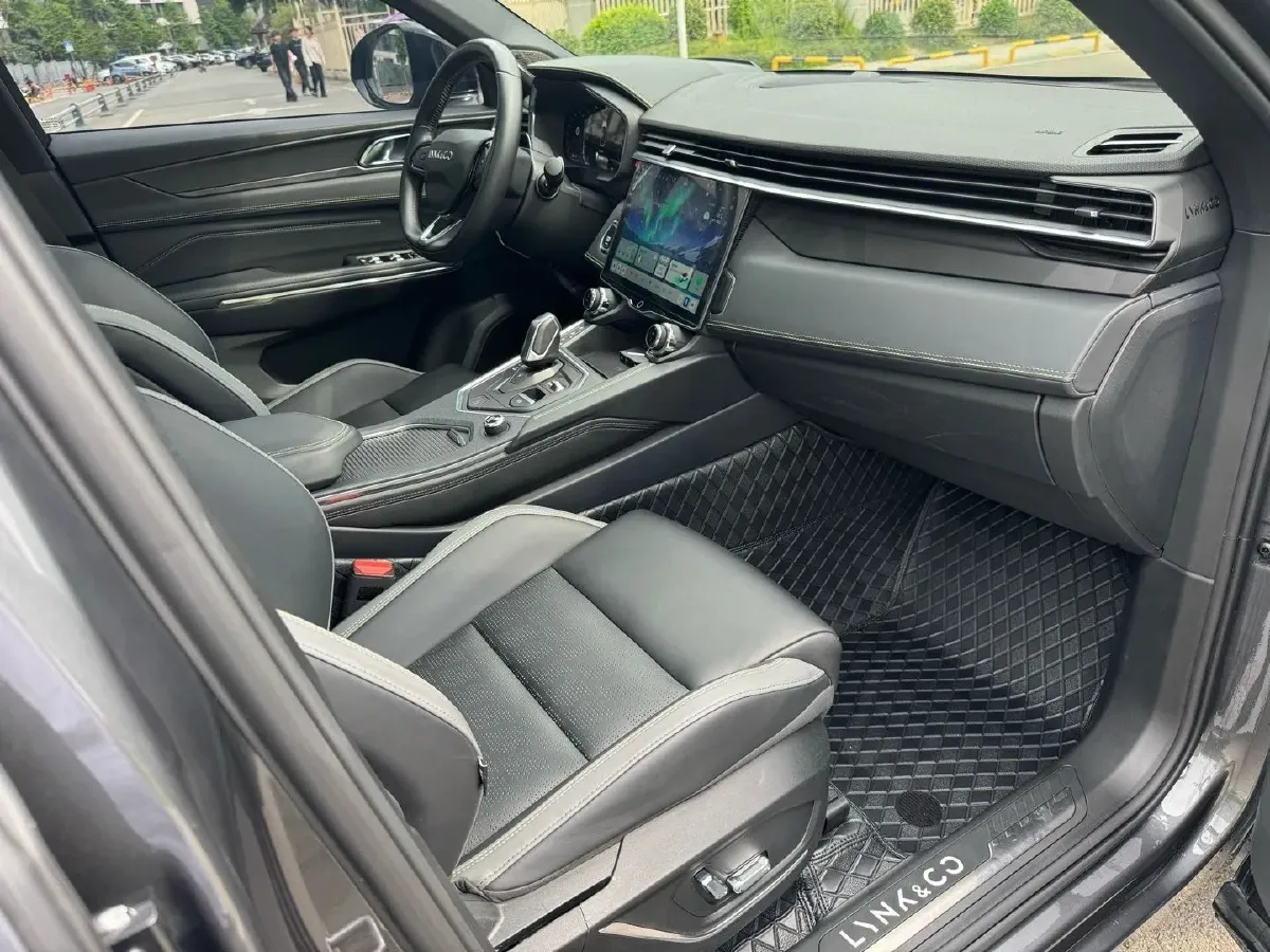 2023 LYNK&CO 05 2.0T 254HP L4 8AT,autocango,china used car exporter,china ev exporter,chinese used car exporter,chinese used ev exporter